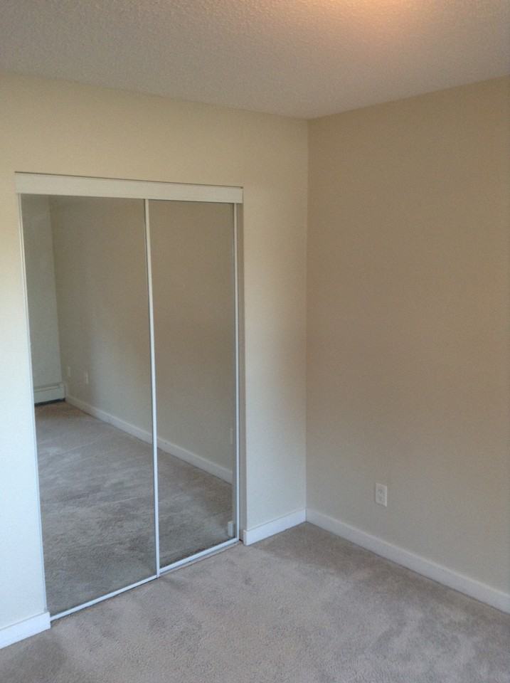 14808 125 Street Northwest #215 - Photo 5 of 8