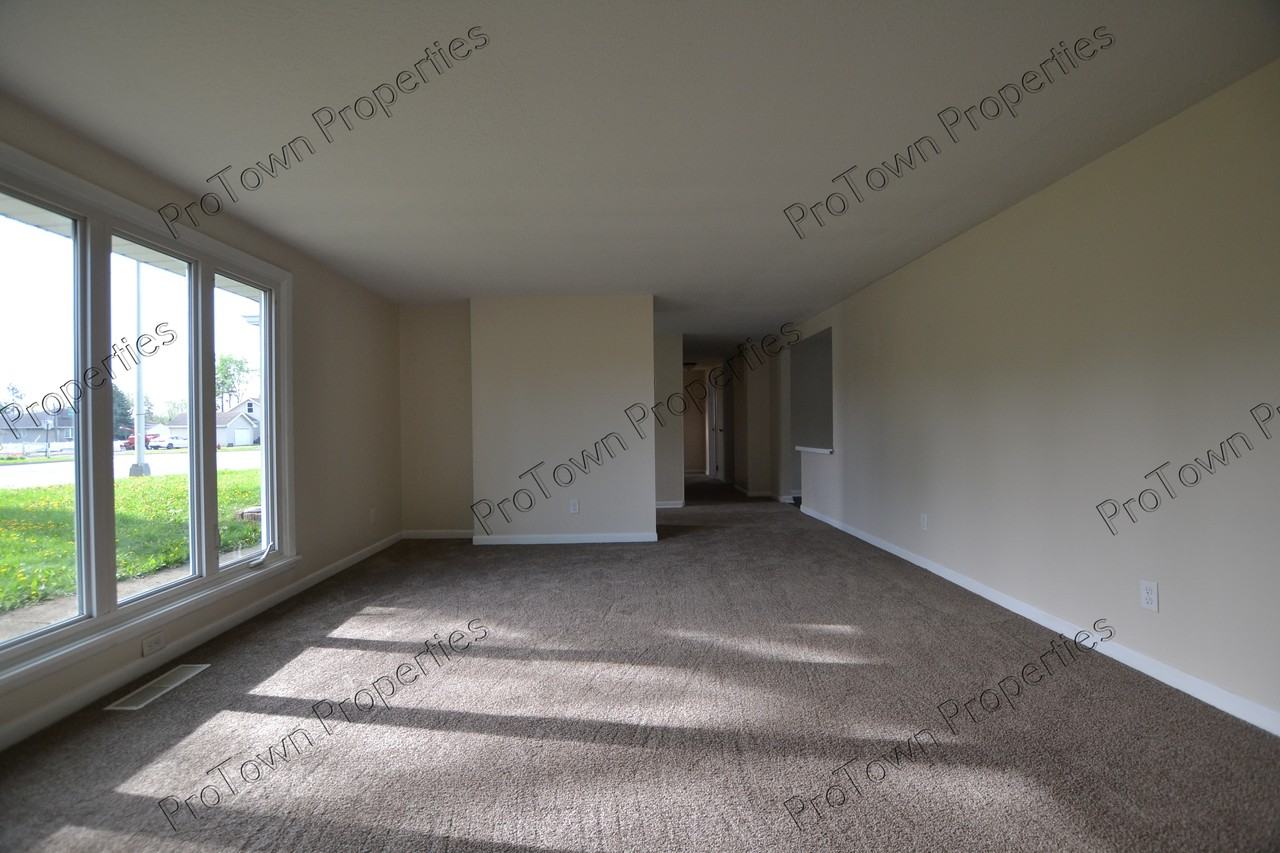 2417 Essington Road - Photo 4 of 11