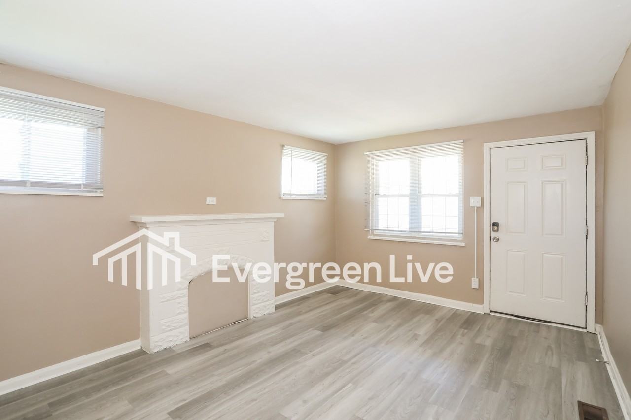 4512 Fehr Rd - Photo 2 of 15