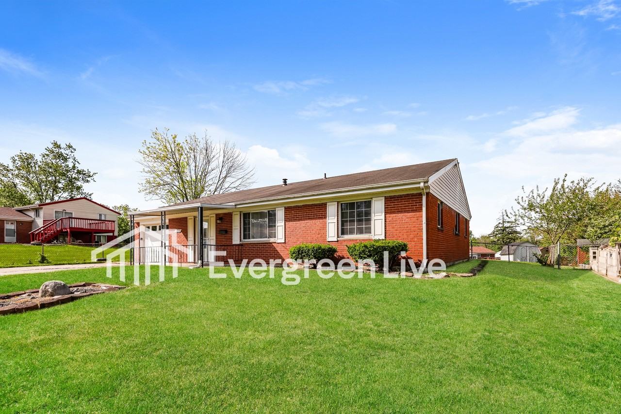 11559 Geneva Rd - Photo 2 of 15
