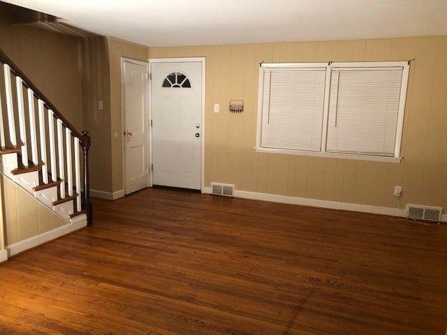 1908 Seneca Rd - Photo 5 of 6