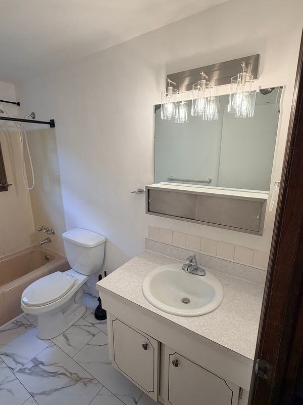 195 Wall St - Photo 4 of 8