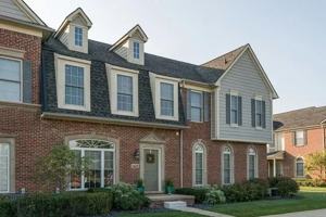featured image of 1622 Commodore Cir