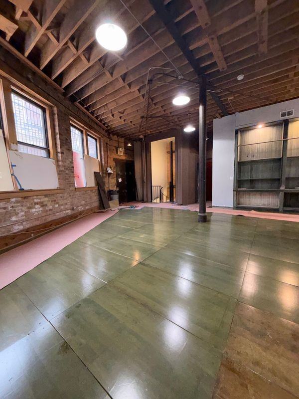 936 W Roscoe St - Photo 6 of 14