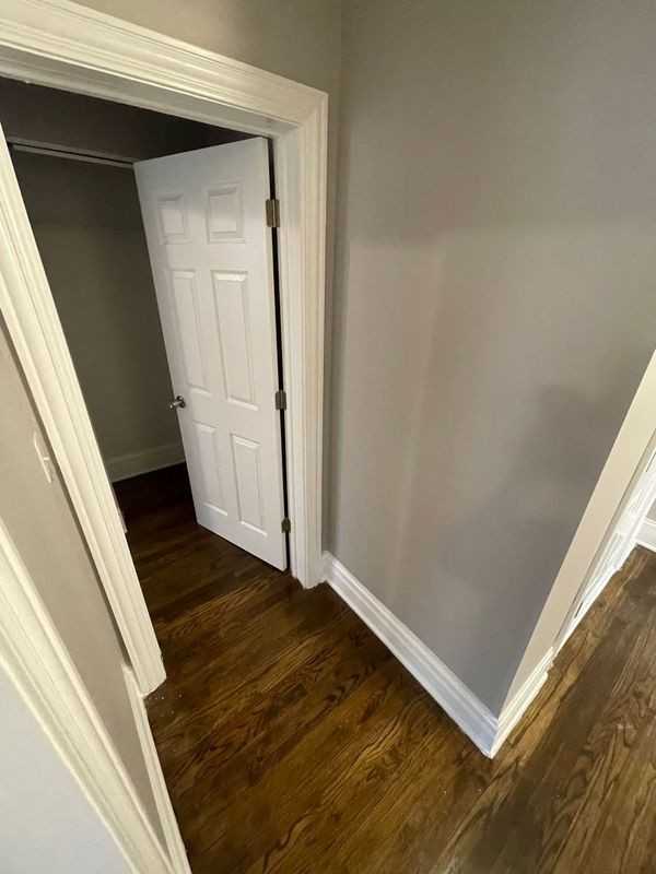 11023 S Vernon Ave - Photo 7 of 13