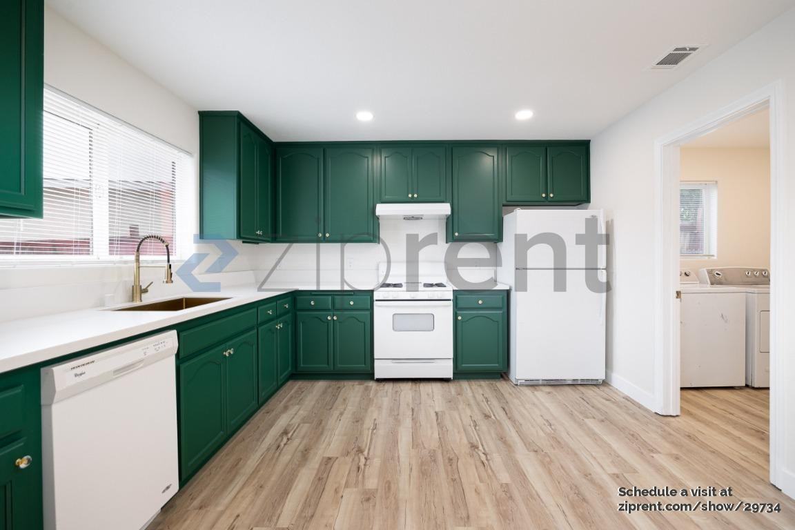 5292 Santa Margarita St - Photo 5 of 14