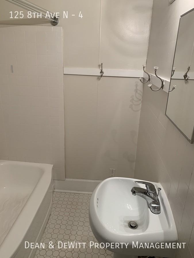 125 8th Ave N #4 - Photo 7 of 11