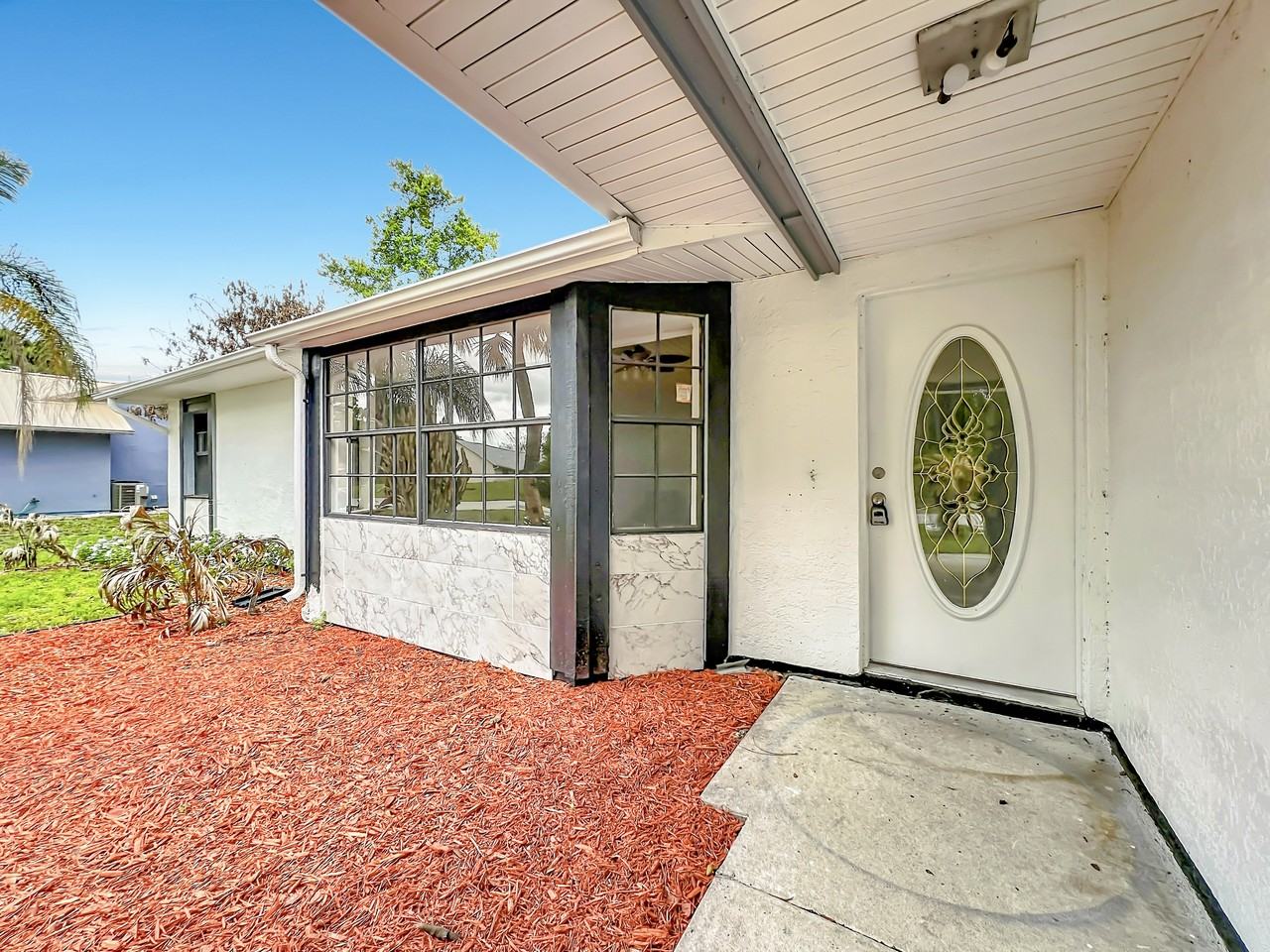 1431 Glencove Ave Nw #NA - Photo 3 of 28