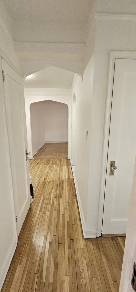 2601 Glenwood Road #3P - Photo 6 of 8