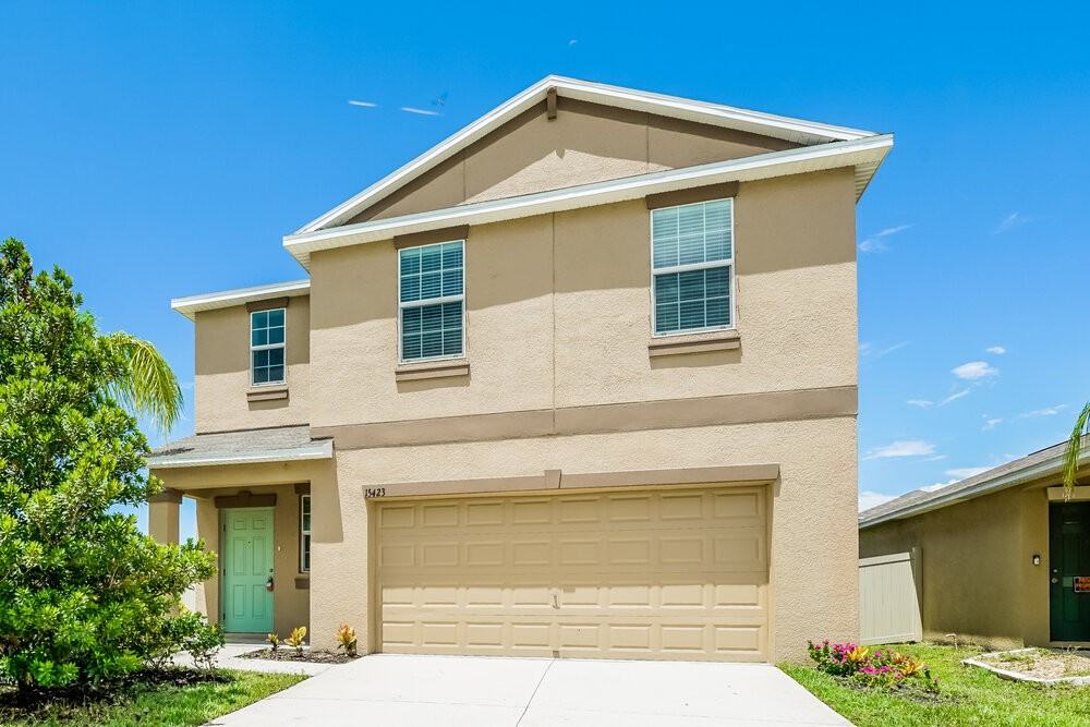 15423 Dark Star Ln - Photo 4 of 17