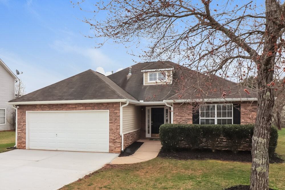 7030 Duncan Walk - Photo 3 of 19