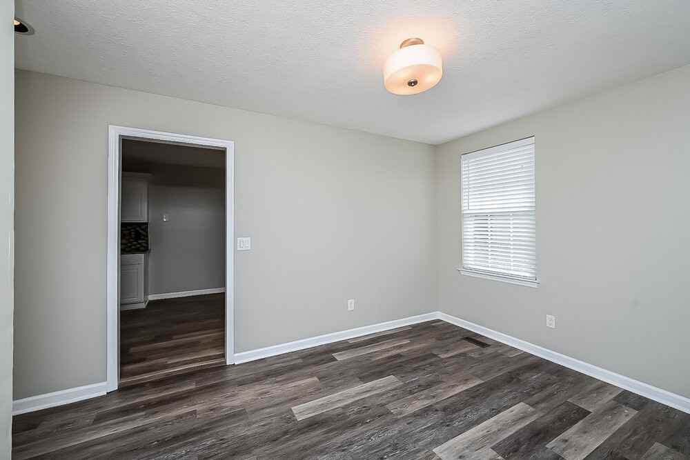 113 Bradford Cir - Photo 7 of 17