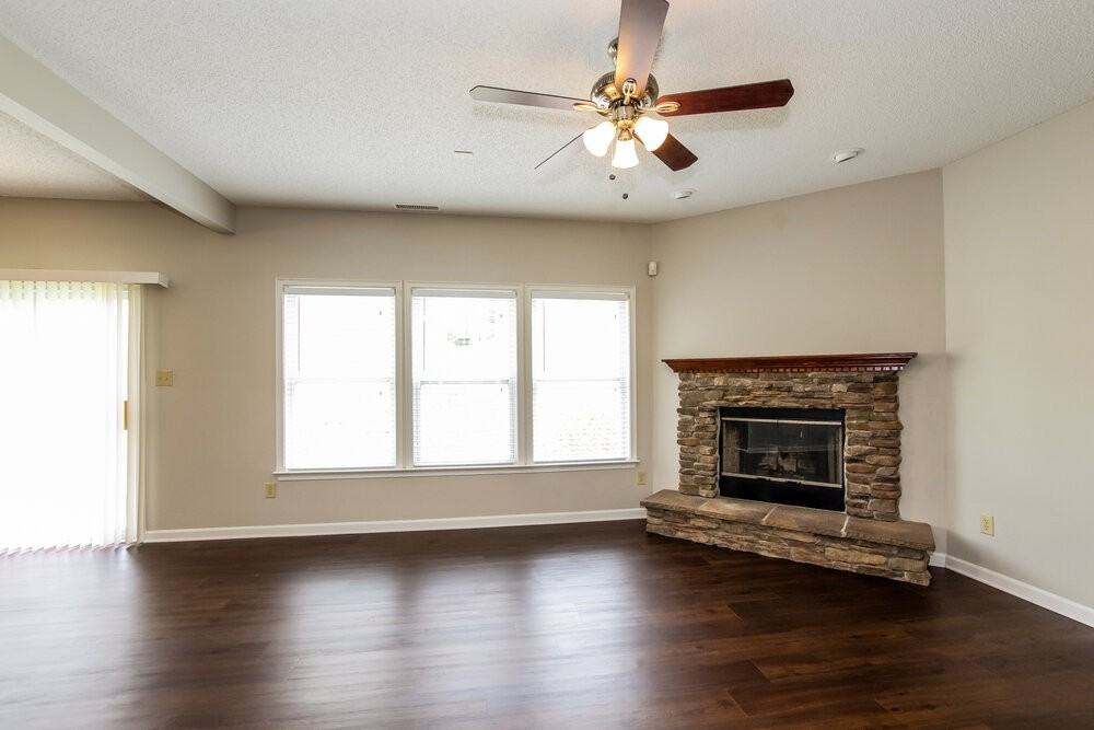 719 Capstone Ave - Photo 4 of 20