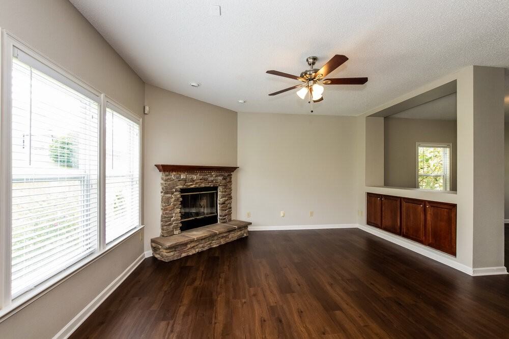 719 Capstone Ave - Photo 5 of 20