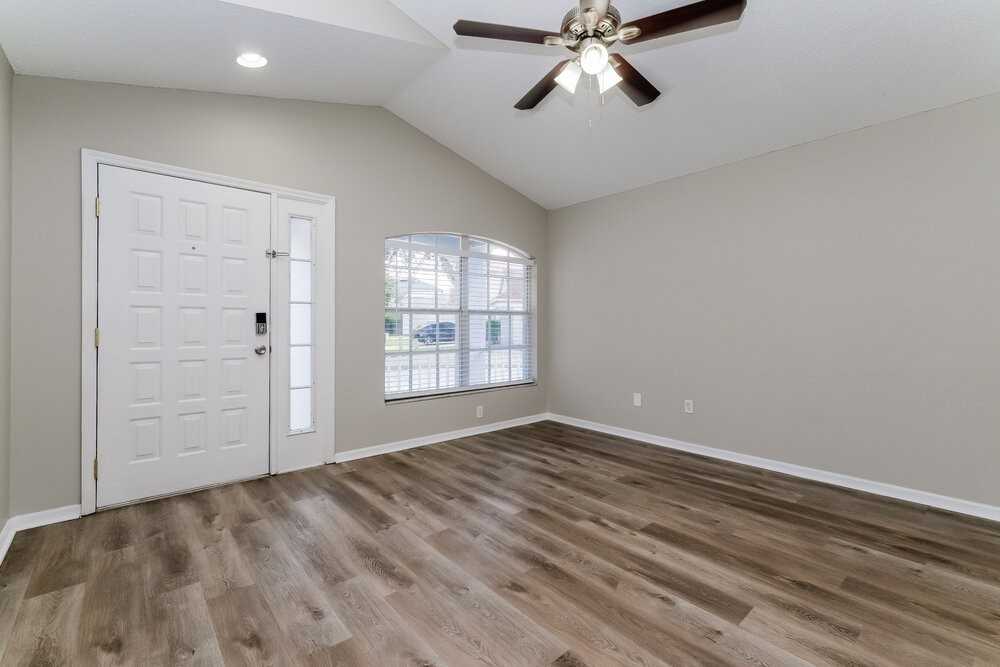 6123 Sand Key Ln - Photo 3 of 19