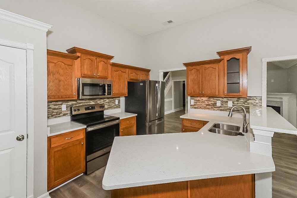 2704 Greencliff Dr - Photo 6 of 17