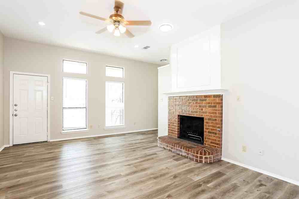 101 Streamside Dr #A1 - Photo 6 of 16