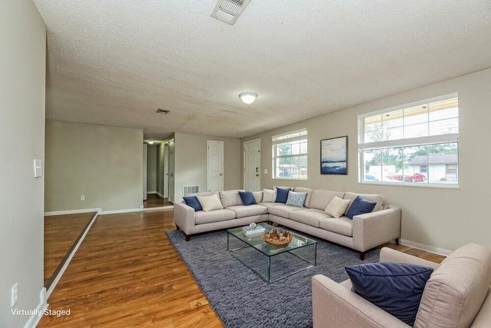 2819 Kiowa Ave - Photo 4 of 19