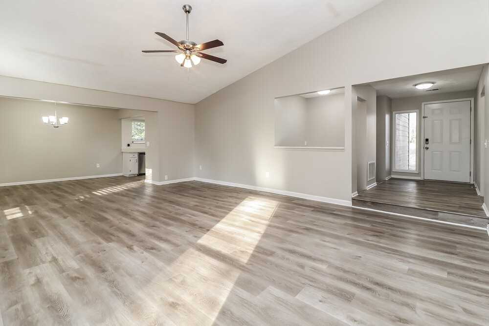 4795 Jamerson Forest Cir - Photo 3 of 19