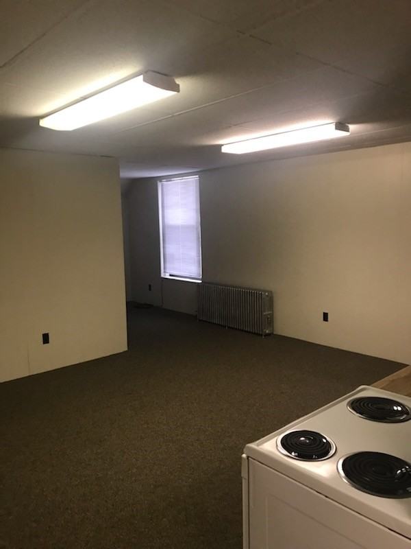 185 N Main St #5 - Photo 2 of 7