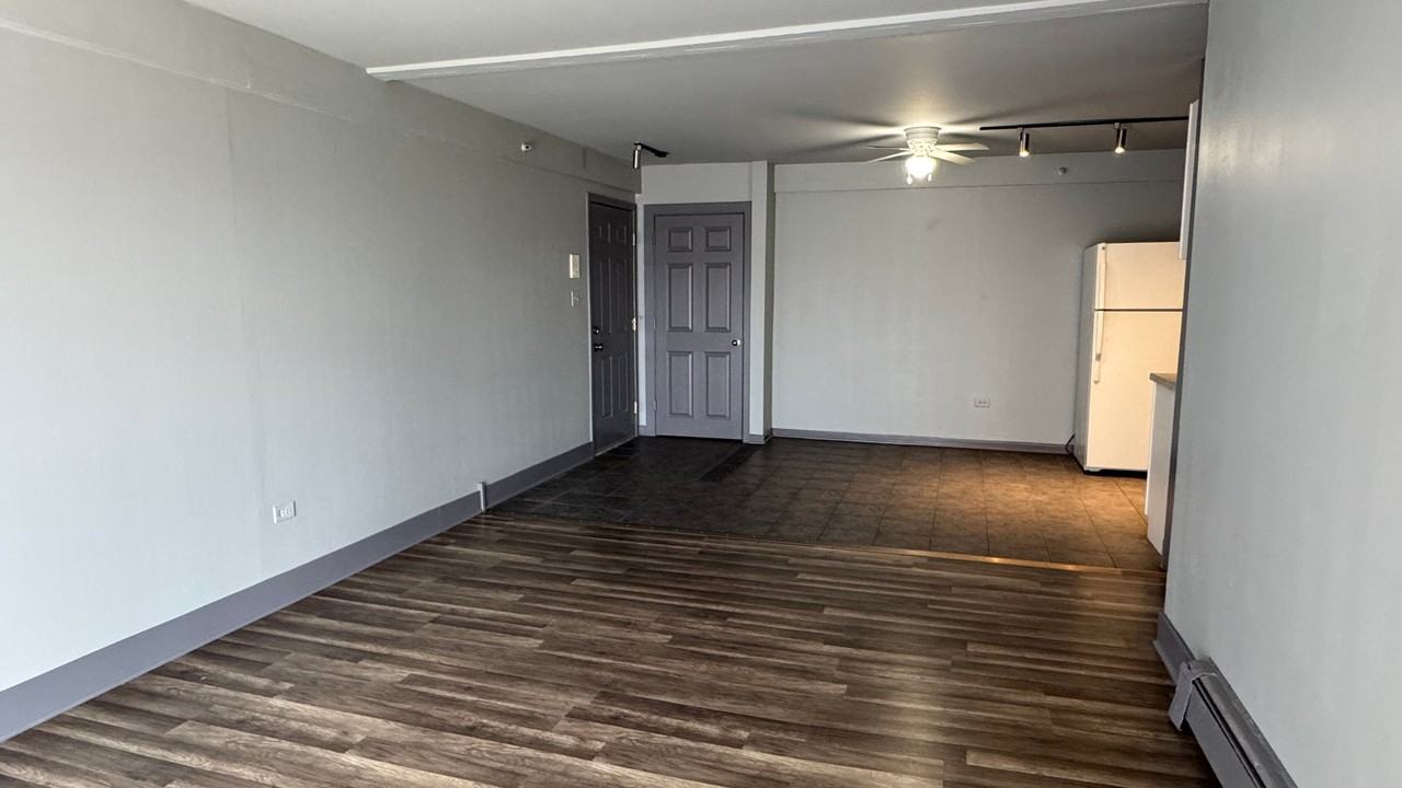 8581 W 101st Ter #7-307 - Photo 6 of 16