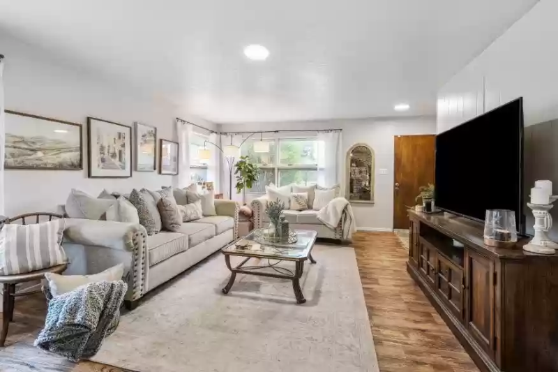 1749 Woodland Ave #A - Photo 7 of 27