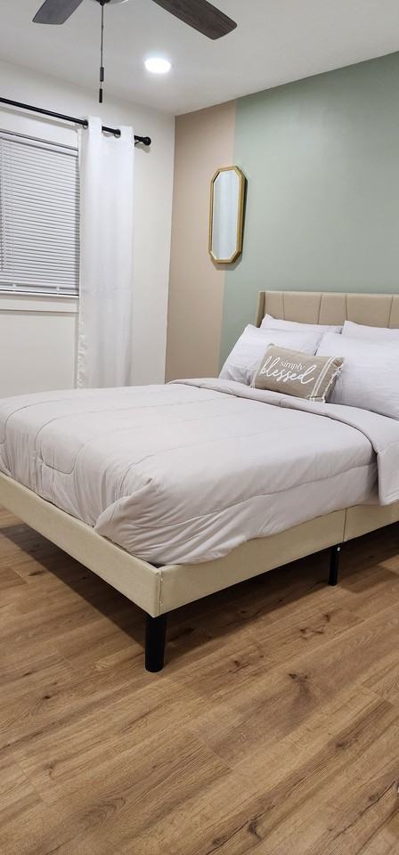 3401 Windridge Dr - Photo 4 of 16