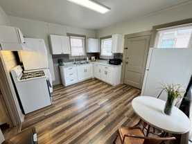 519 W Ridgewood Ct - Photo 1 of 1