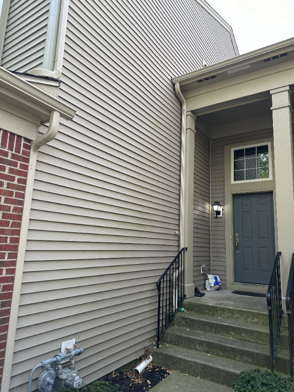 1527 Yellowstone Dr - Photo 2 of 14