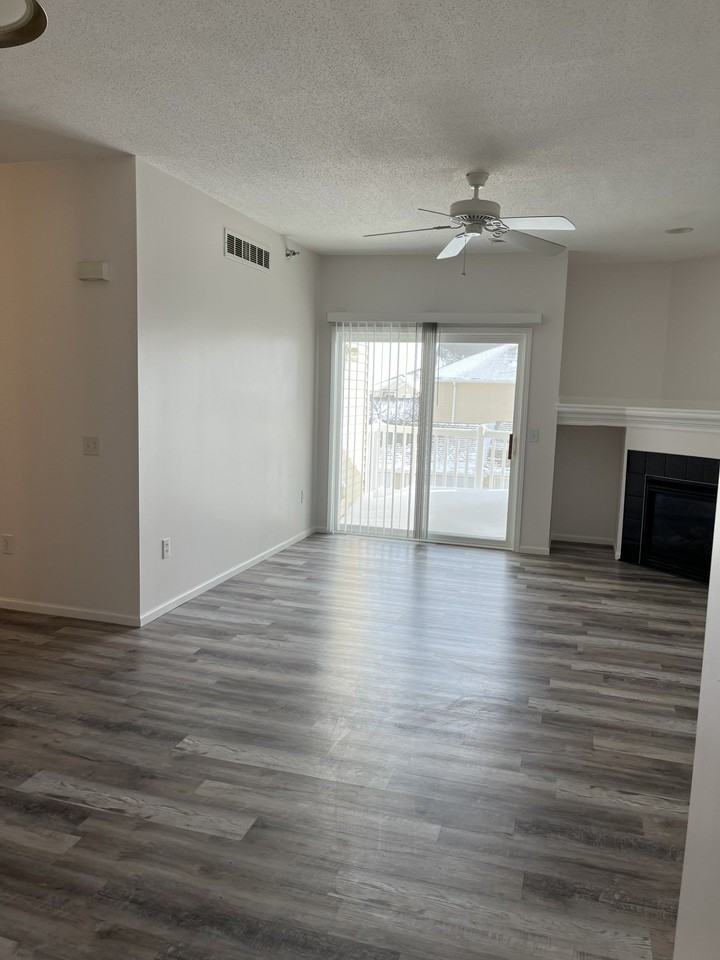 2323 E Porter Ave #27 - Photo 7 of 21