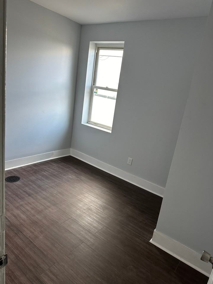 1461N N Felton St - Photo 2 of 6