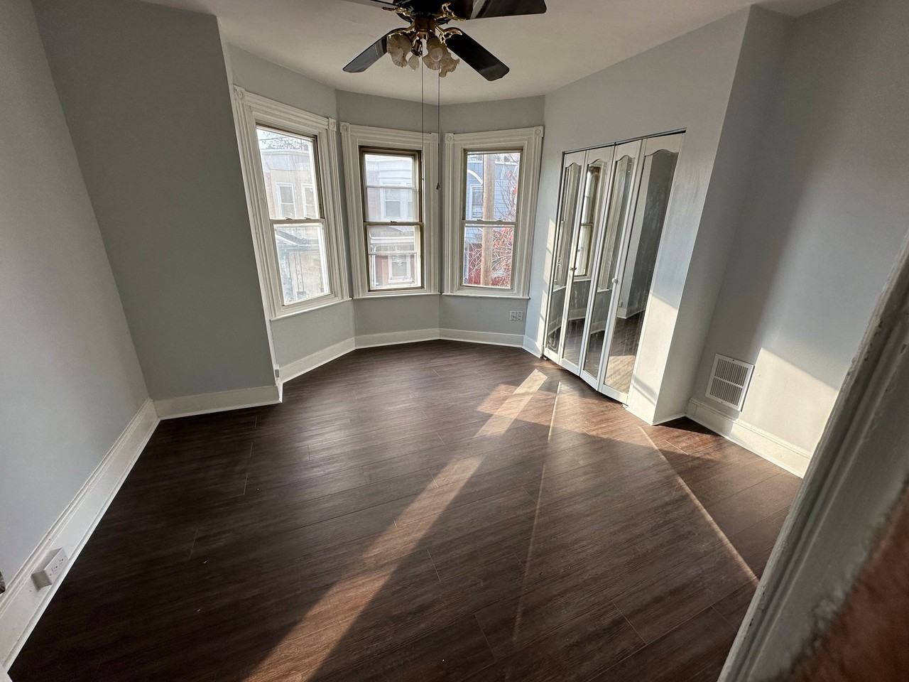 1461N N Felton St - Photo 3 of 6