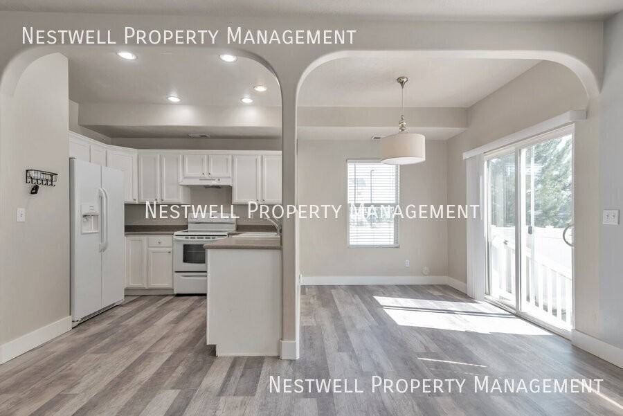 7707 S Yellowwood Ln - Photo 4 of 21