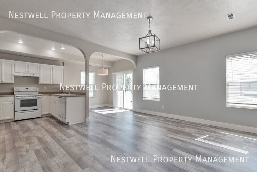 7707 S Yellowwood Ln - Photo 5 of 21