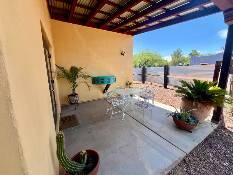 1519 S Tucson Blvd - Photo 4 of 15