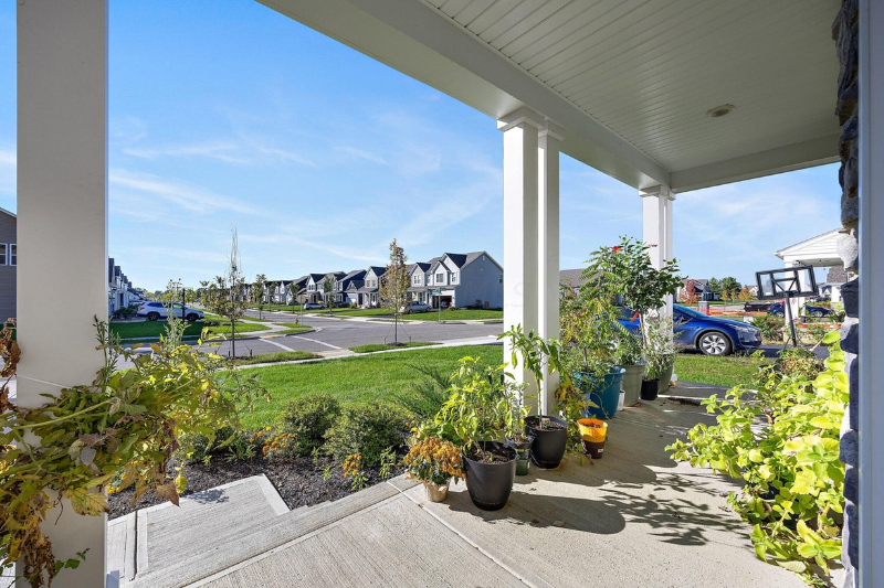 560 Habitat Way - Photo 2 of 25