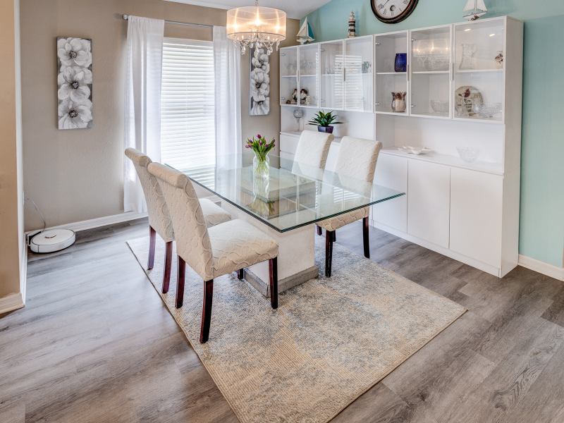 731 Lake Clark Ct - Photo 5 of 17