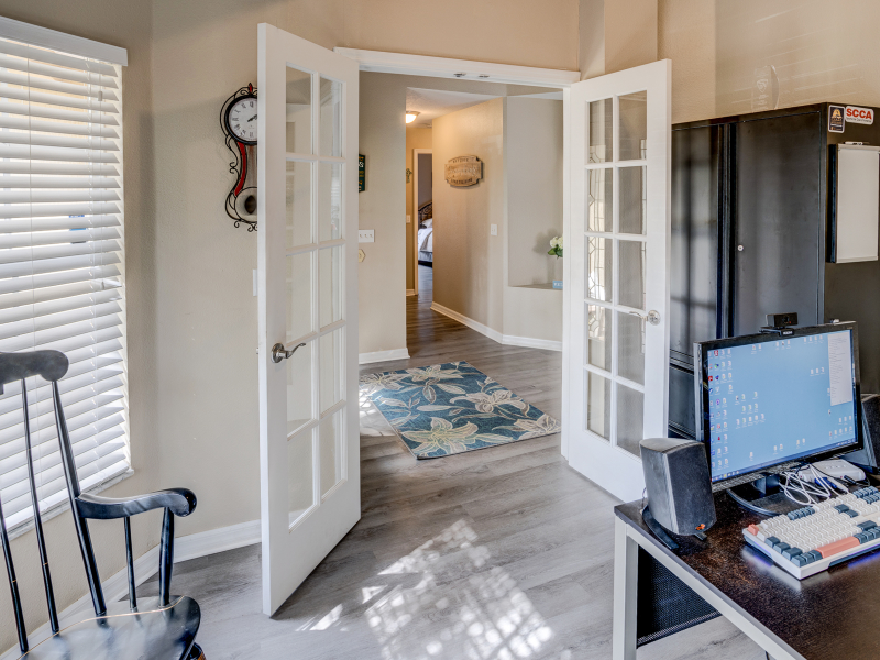 731 Lake Clark Ct - Photo 6 of 17