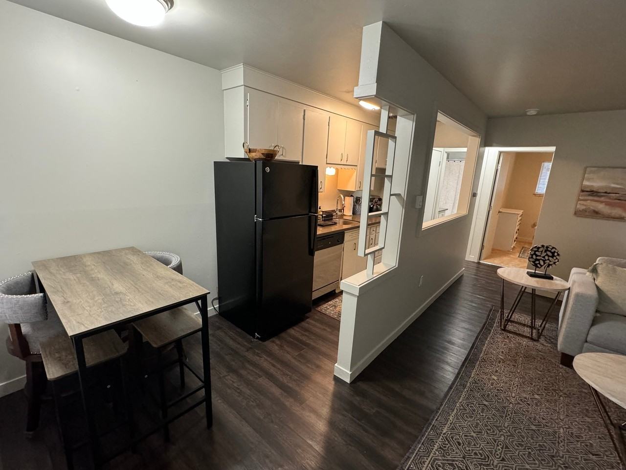 N 2nd St #1016 - Photo 4 of 10