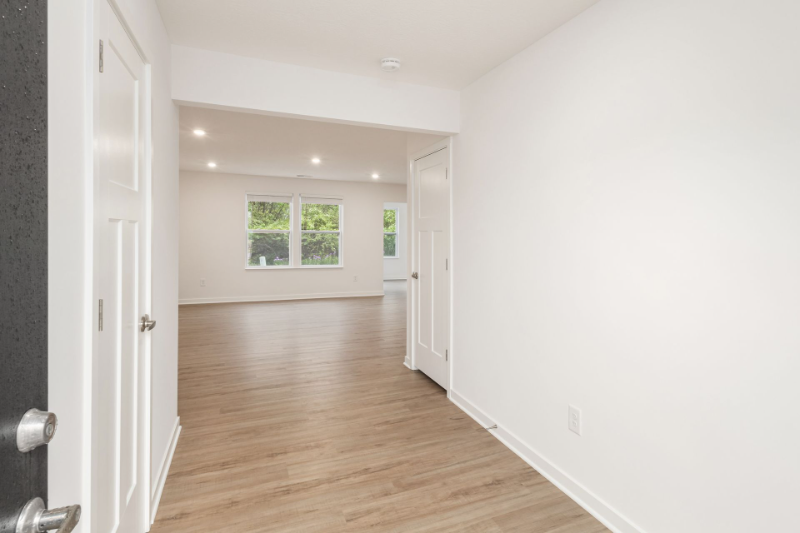 1516 Billingham Dr - Photo 7 of 39