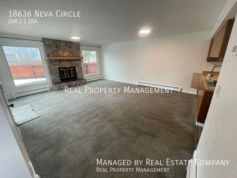 18636 Neva Cir - Photo 4 of 24