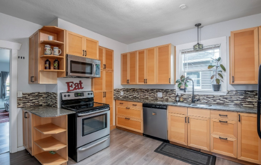 5820 S Montgomery St - Photo 6 of 15