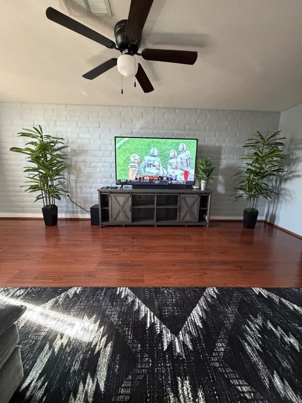 1711 E Camino Carreta - Photo 2 of 18