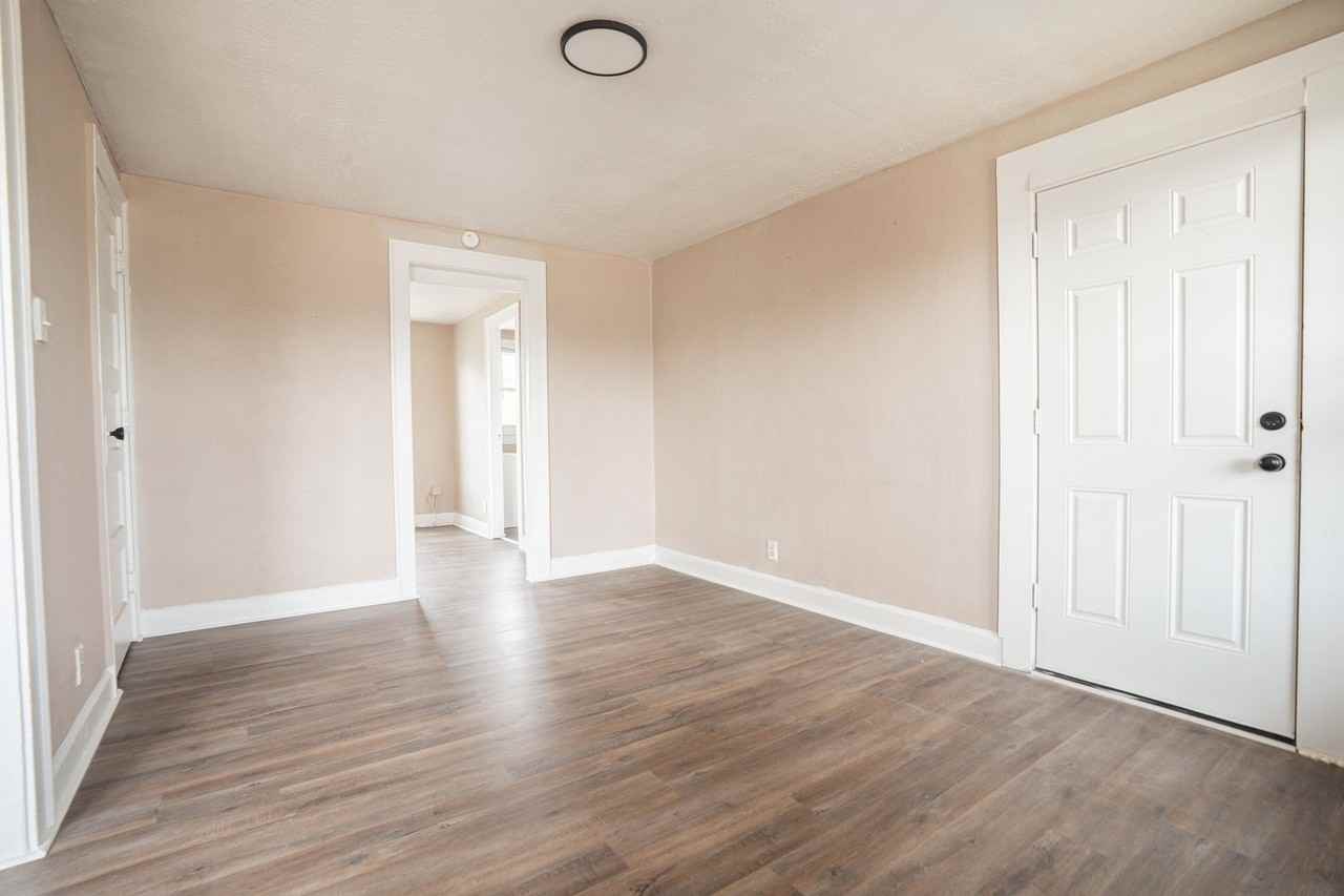 1918 W Washington St #4 - Photo 6 of 10