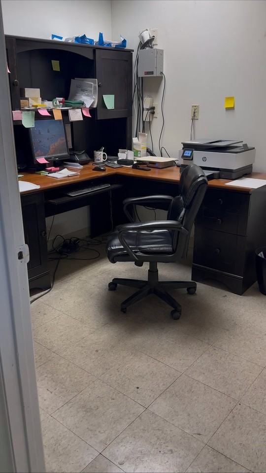 414 Market St - Photo 4 of 8