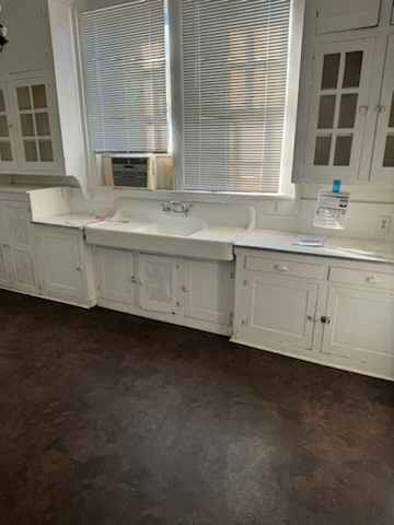 433 Worth Street Northwest No #4 - Photo 6 of 8