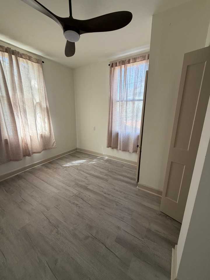 401 E Broad St #1 - Photo 5 of 6