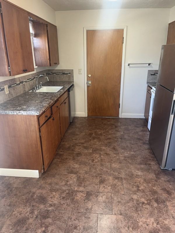 120 E Euclid Ave #3 - Photo 7 of 11