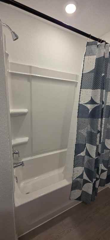 115 Kings Row Ln - Photo 6 of 18