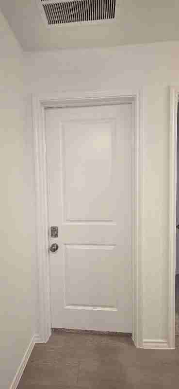 115 Kings Row Ln - Photo 7 of 18